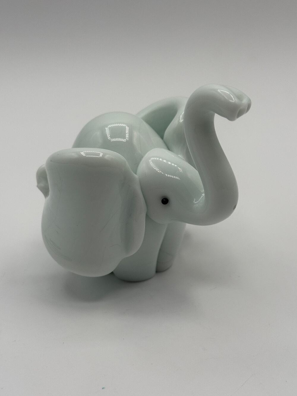 Vintage Thames Glass White Elephant Figurine Signed Art Glass 3" Newport RI